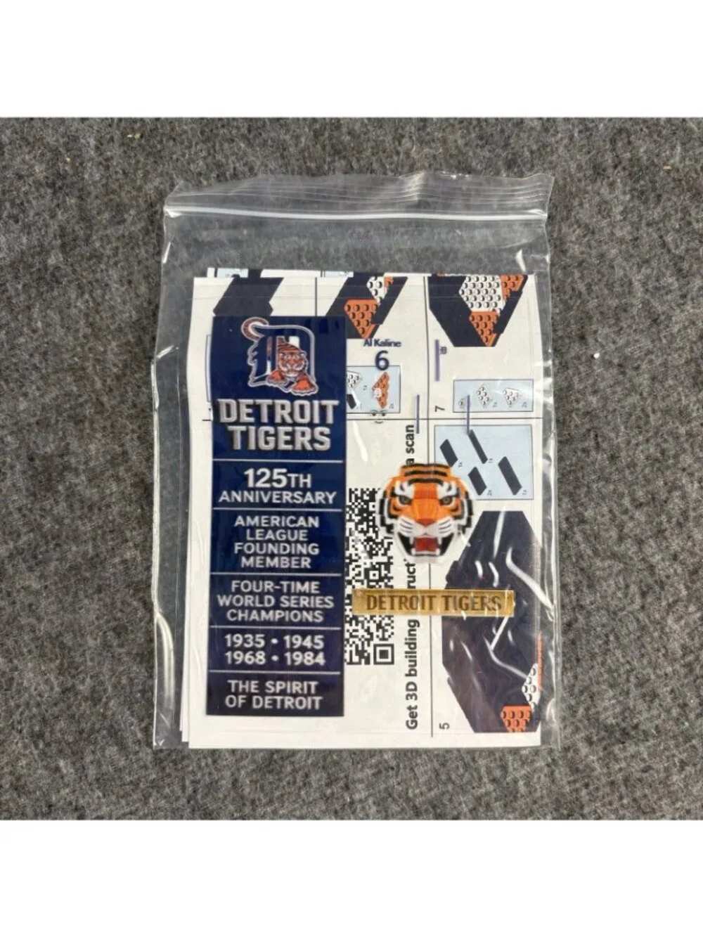 Detroit Tigers 125th Anniversary Al Kaline #6 Building Block Set Open Box